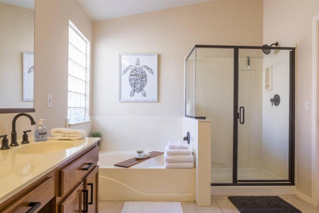 Private Paradise With Pool Heater, Spa, Billiards Avondale Exterior foto